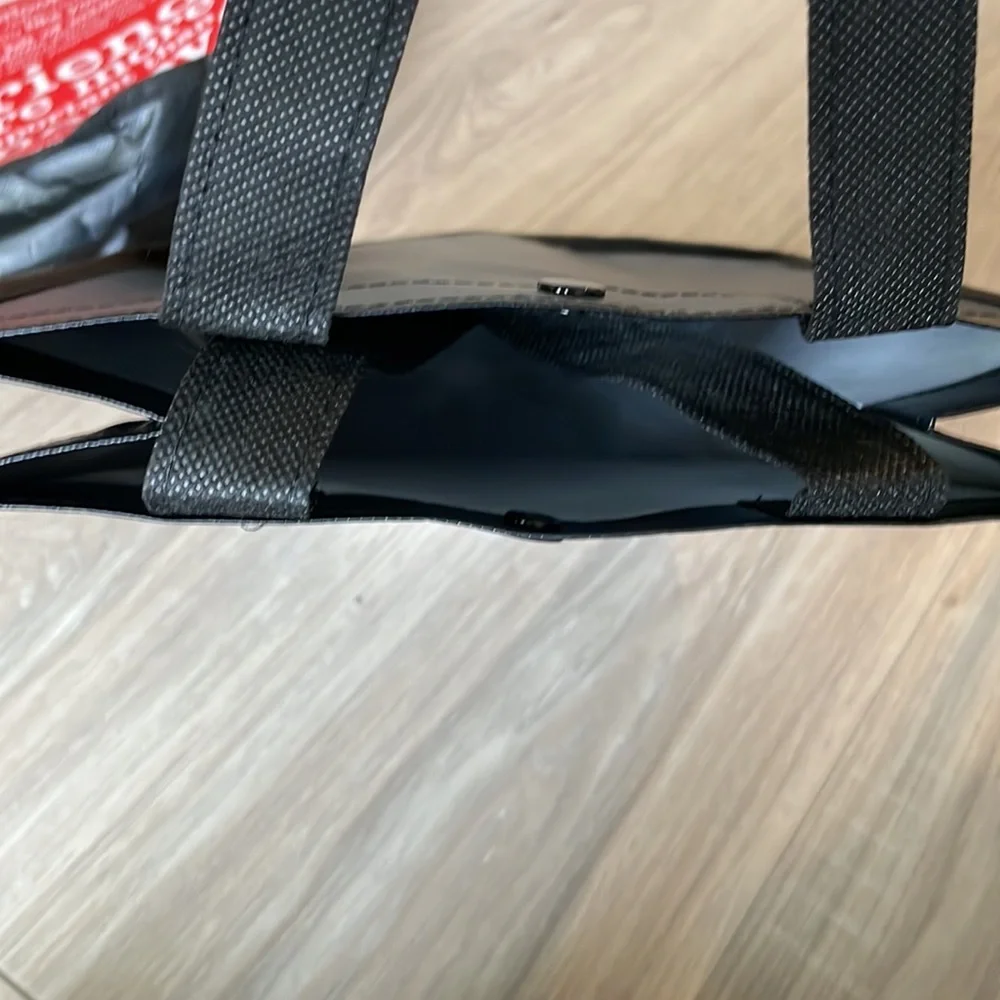 Set of 2 Authentic Lululemon Reusable Tote Bags – Black & Red | New